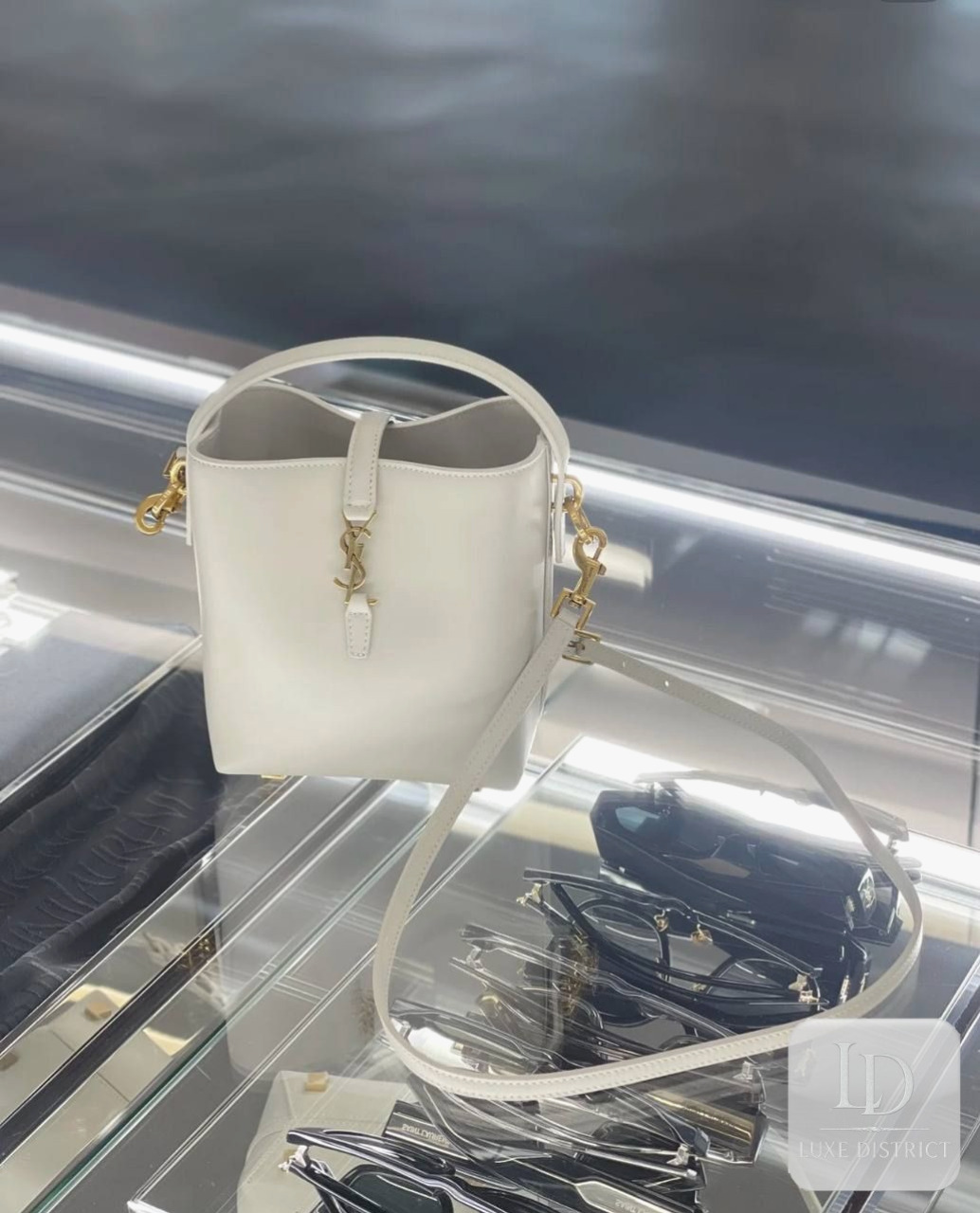 Saint Laurent Le 37 Mini Bucket | Pure White Statement