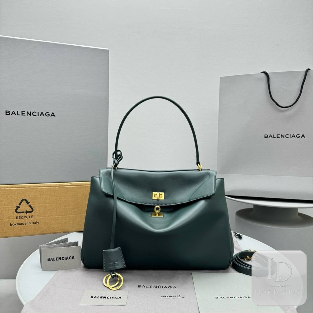 Balenciaga Rodeo средняя в оттенке тёмной охры