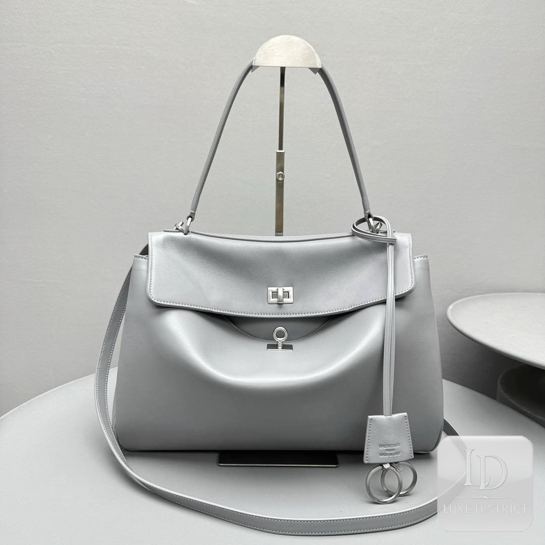 Balenciaga Rodeo средняя в облачном сером