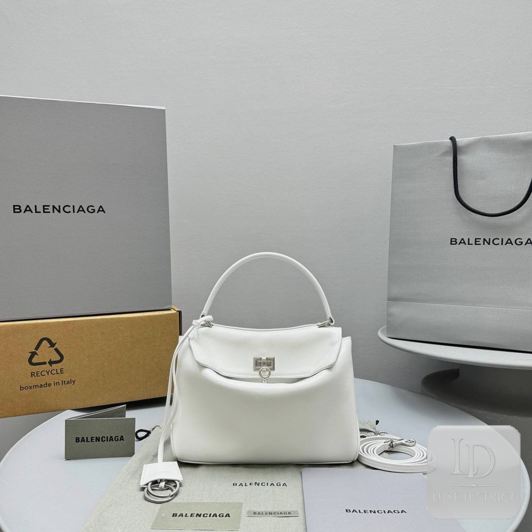 Balenciaga Rodeo мини в оттенке гладкого белого фарфора