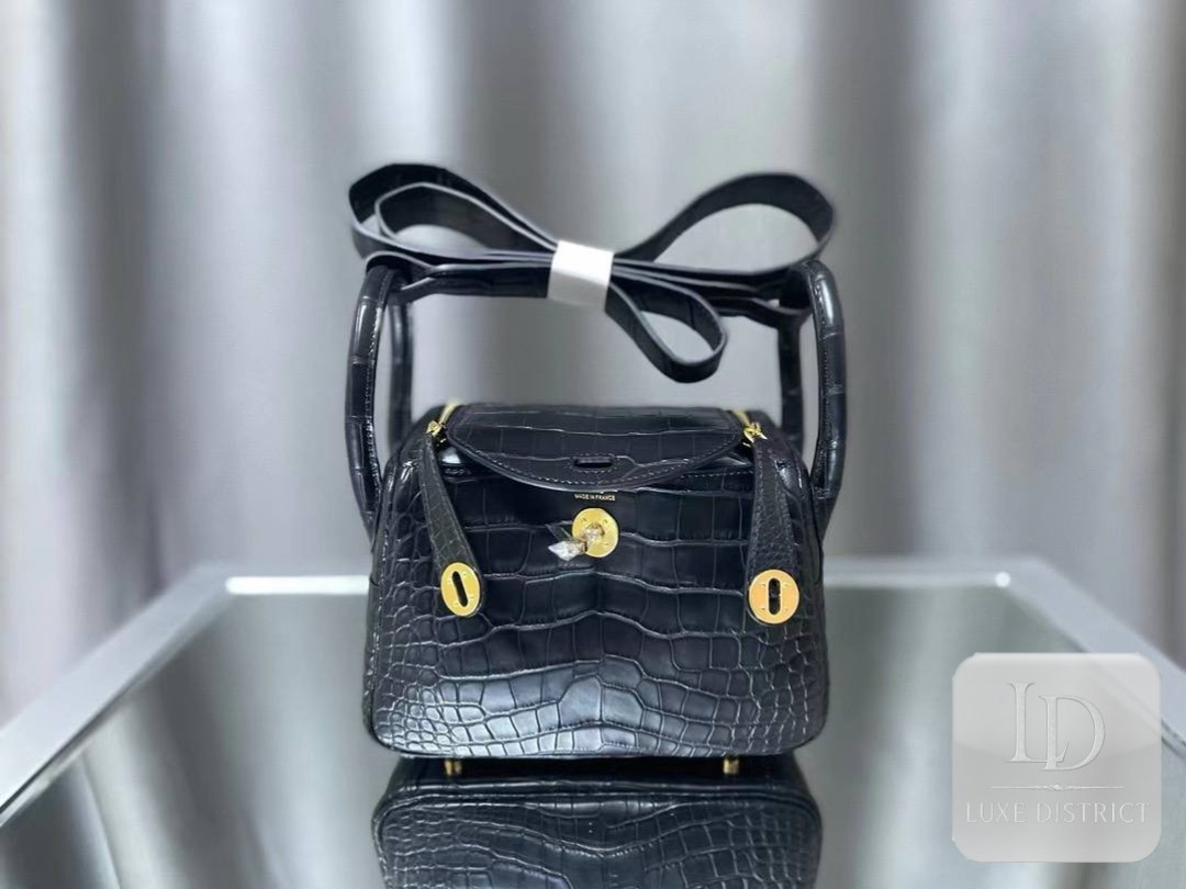 Mini Lindy 19 — Alligator