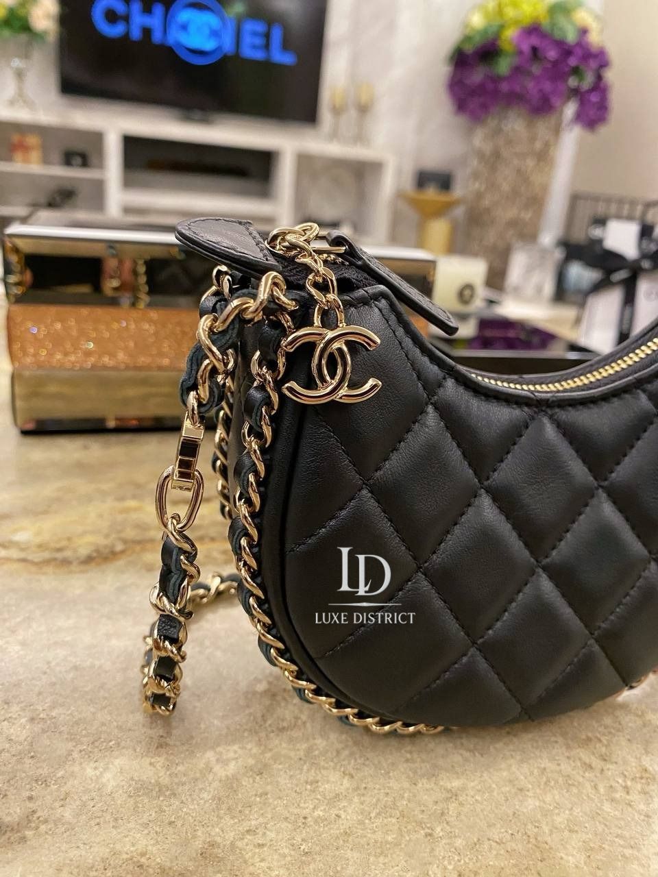 Сумка Chanel реплика Moon Hobo Mini из натуральной кожи