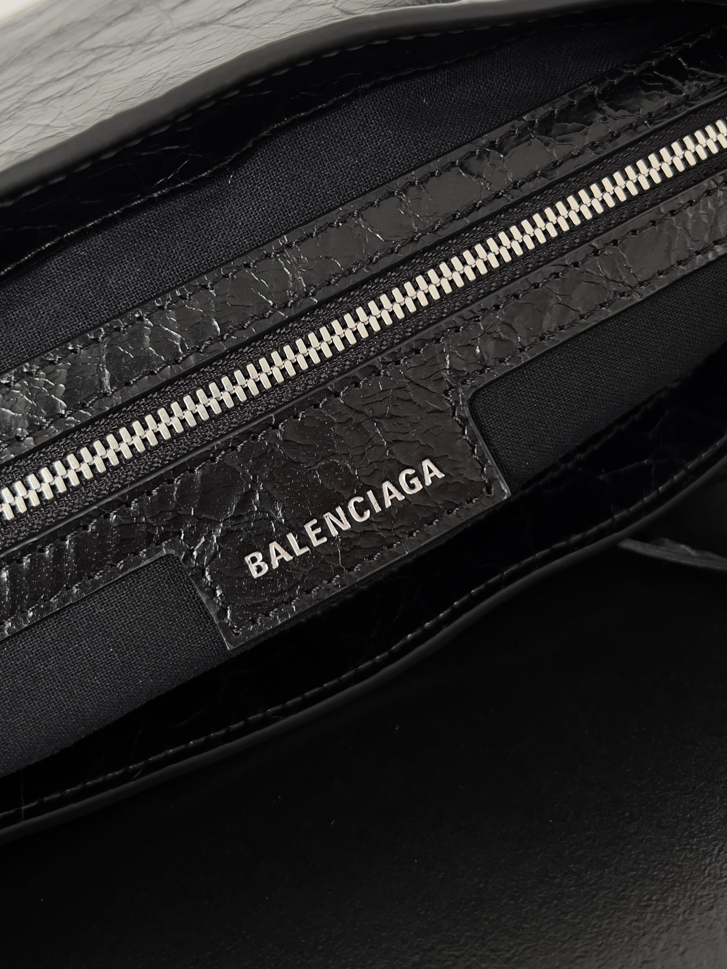 Balenciaga le Cagole flap XS 