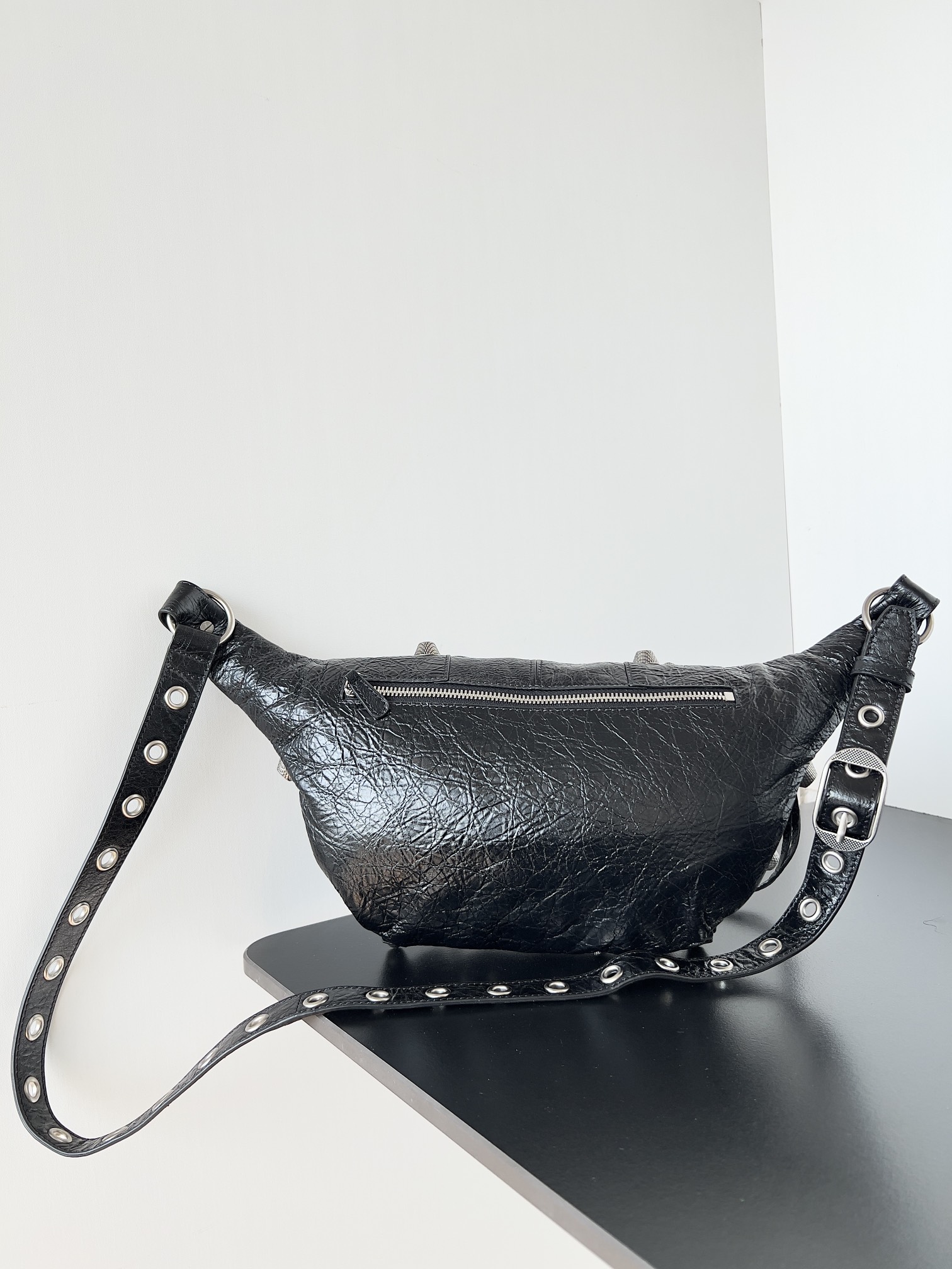 Сумка Balenciaga Classic Belt Bag (реплика)