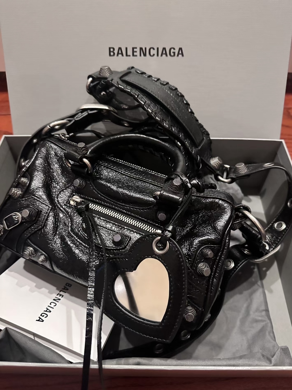 Сумка Le Cagole Duffle mini leather