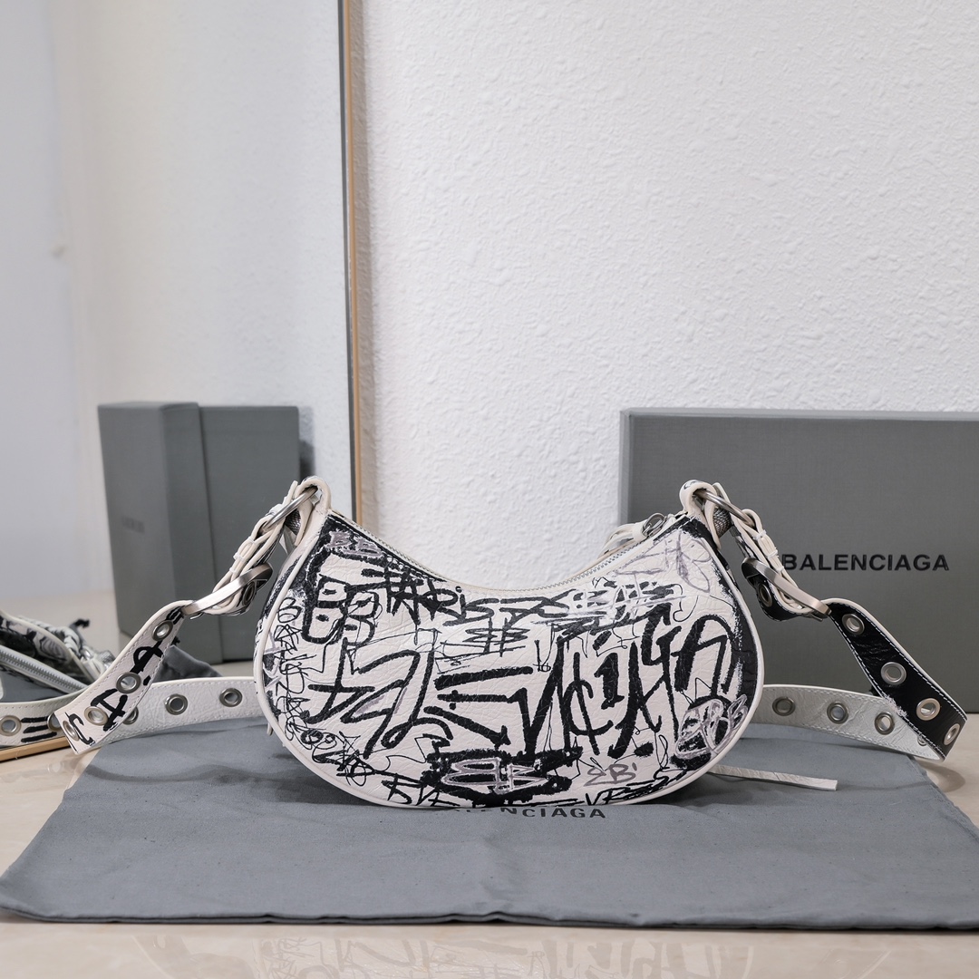 Сумка Balenciaga le Cagole Граффити через плечо белая