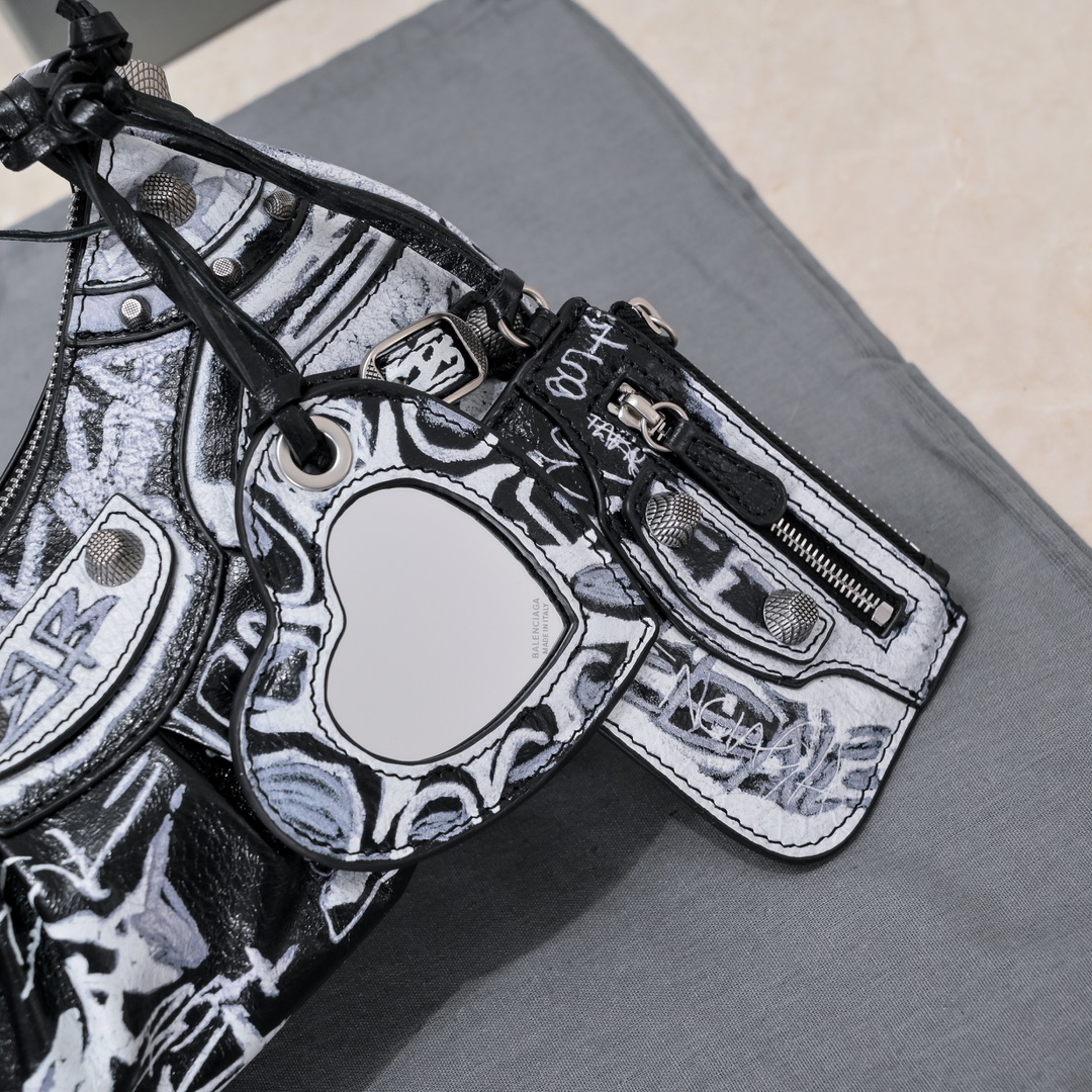 Сумка Balenciaga Cagole Граффити через плечо черная 