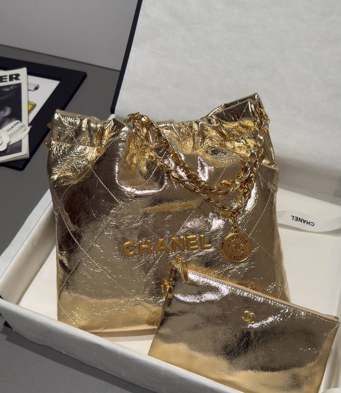 Chanel 22 mini gold 20 cm