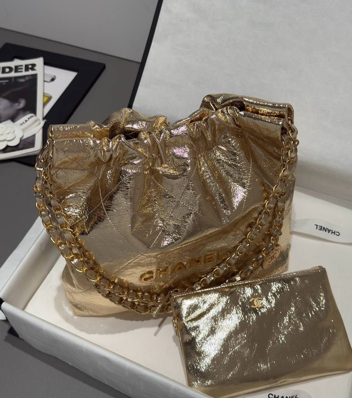 Chanel 22 mini gold 20 cm