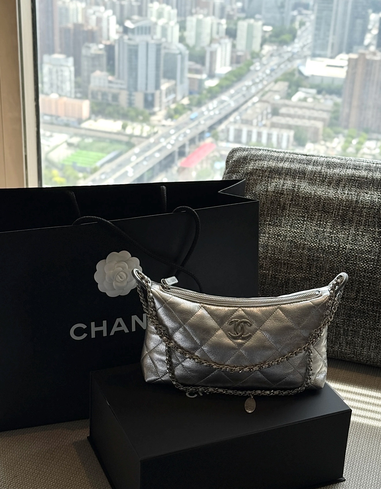 Сумка Chanel hobo 2025 silver 