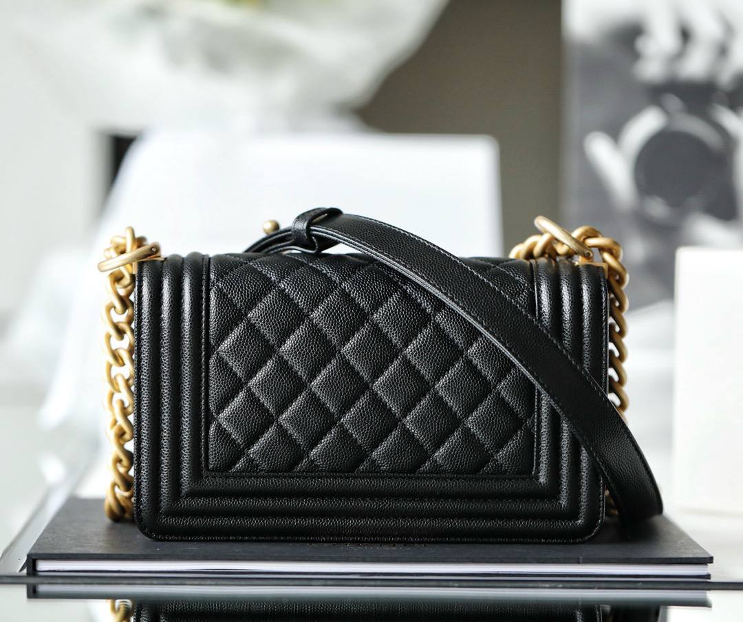 Сумка Chanel boy black золото 20 см